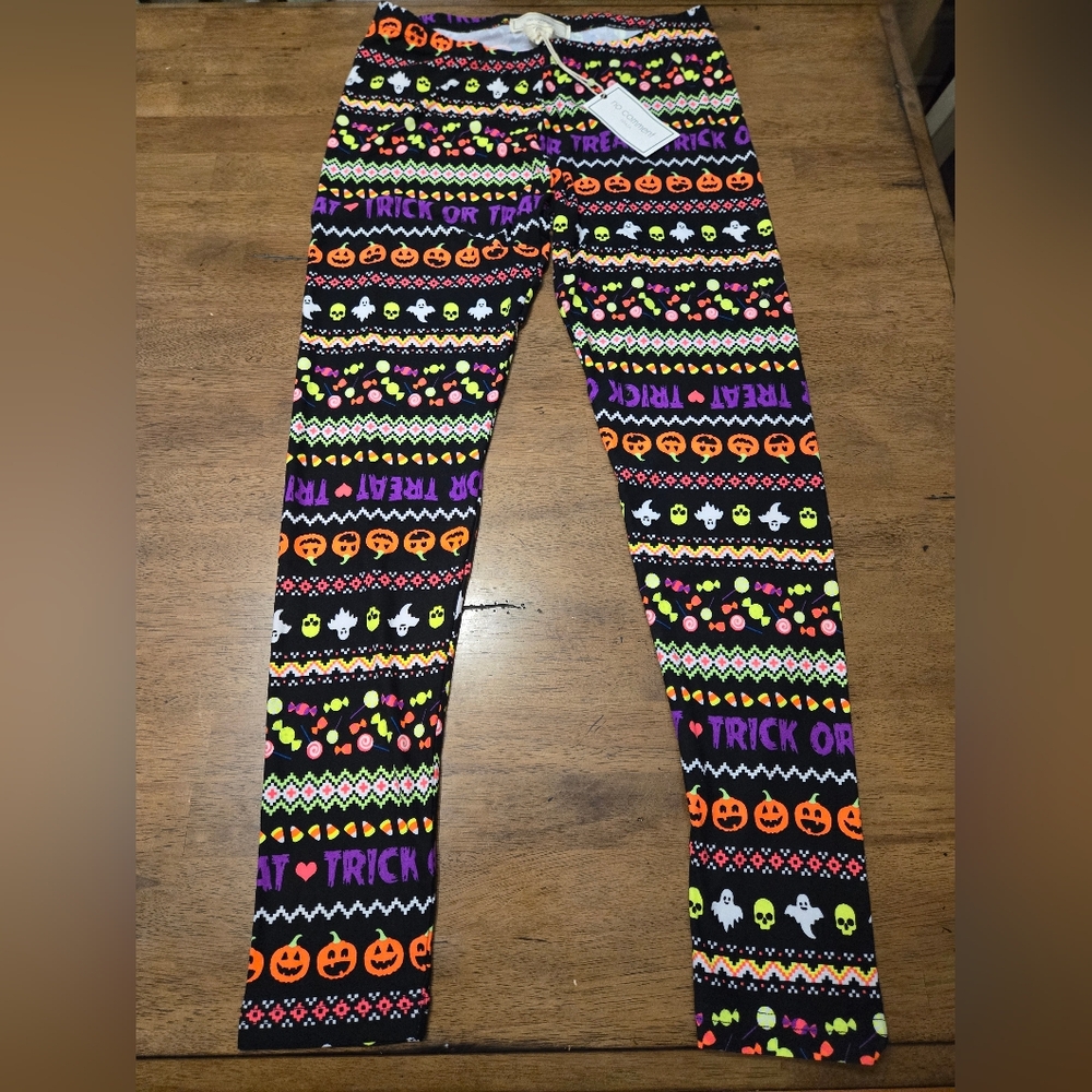 No Comment Halloween Trick or Treat Leggings Size Medium
